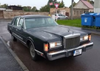 Lincoln Town Car  1986