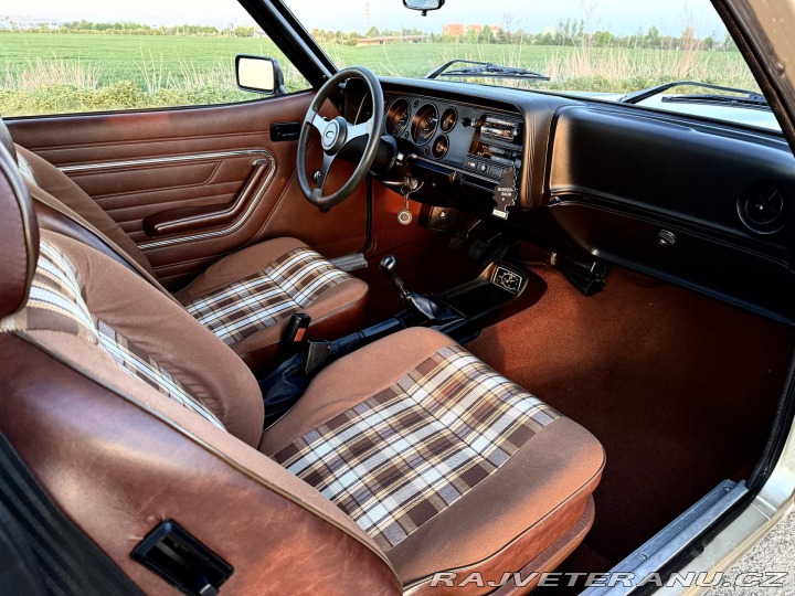 Ford Capri MKIII 1600-S TOP STAV ! 1979