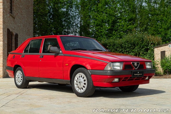 Alfa Romeo 75  1991