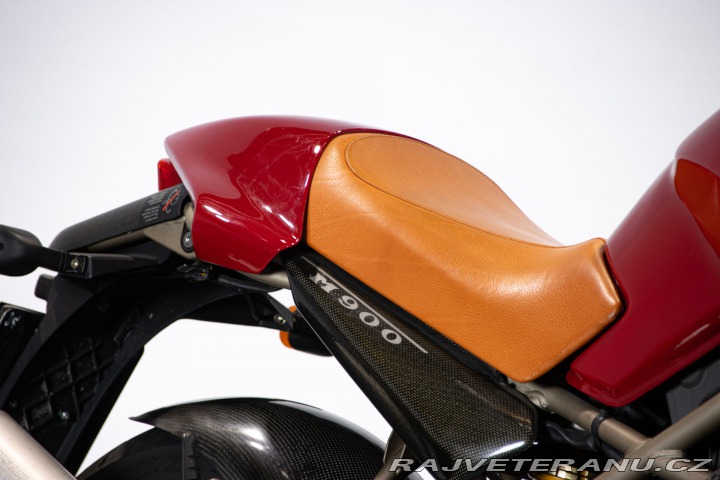 Ducati 900 MONSTER M 900 CLUB ITALIA 1996