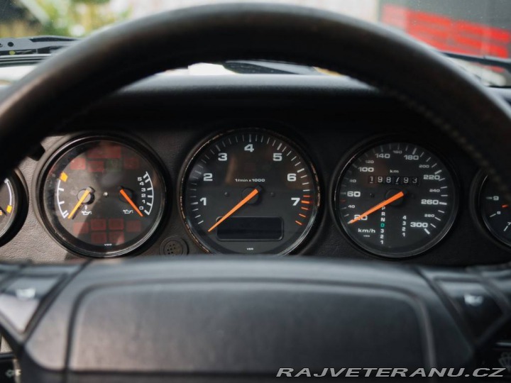Porsche Ostatní modely 964 Carrera 2 1992