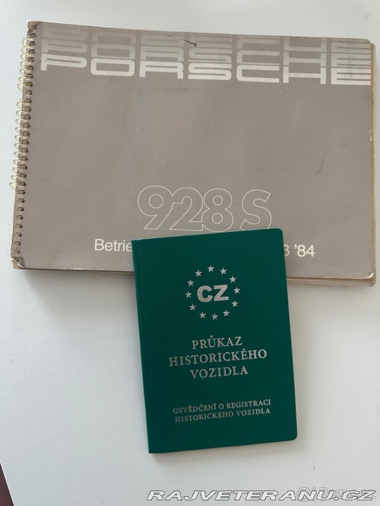 Porsche 928 S 1984