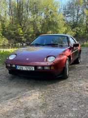 Porsche 928 S 1984