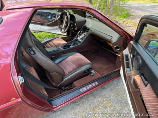 Porsche 928 S 1984