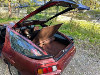Porsche 928 S 1984