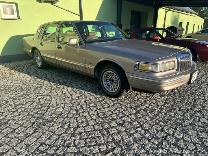 Lincoln Town Car  1995