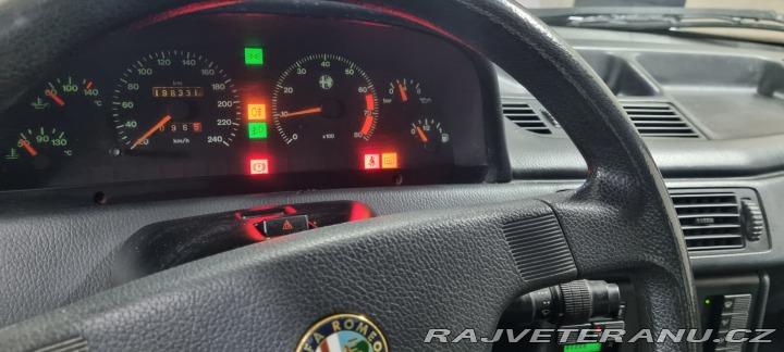 Alfa Romeo 155 2.0 TS /8v 1992