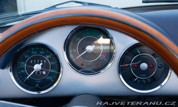 Porsche 356 Speedster Recreation by Vintage 1973