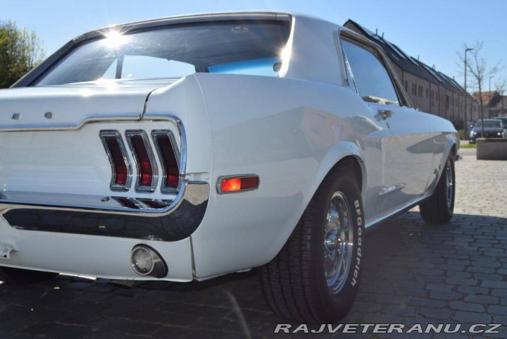 Ford Mustang 4.7L V8 (289 CID) 1968
