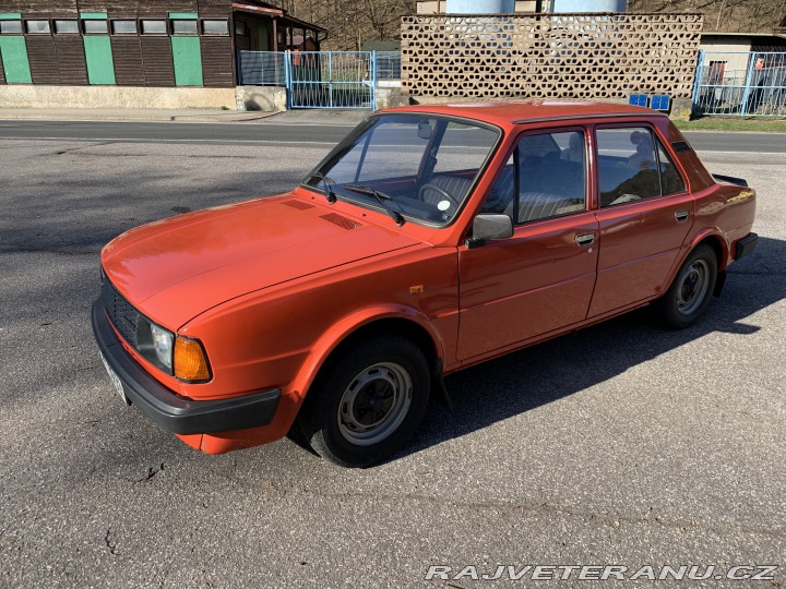 Škoda 105  1979