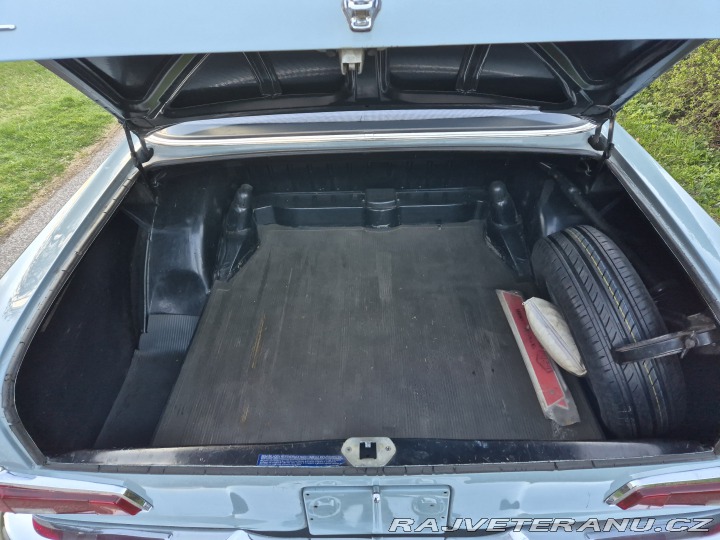 Mercedes-Benz 220 W111 1964