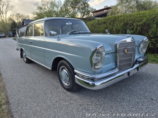 Mercedes-Benz 220 W111 1964