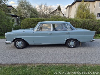 Mercedes-Benz 220 W111 1964