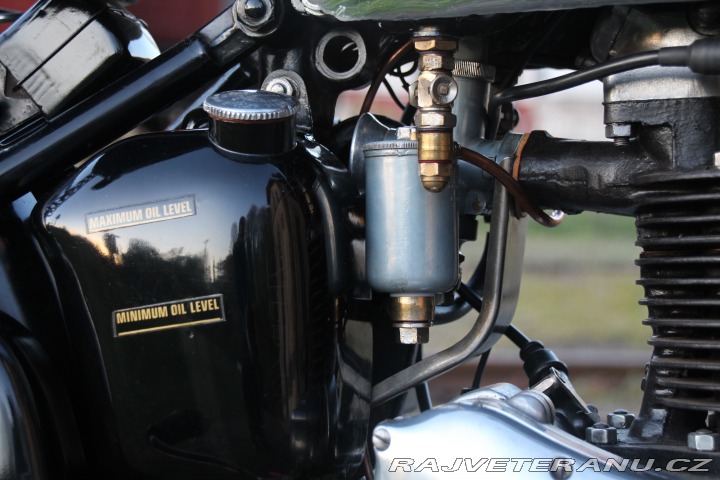BSA A10 OHV - 650cc - Bílé SPZ 1950