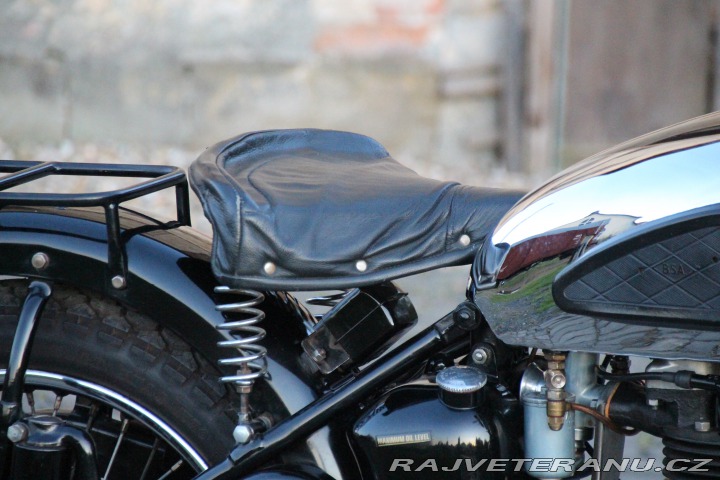BSA A10 650cc - OHV - Bílé SPZ 1950