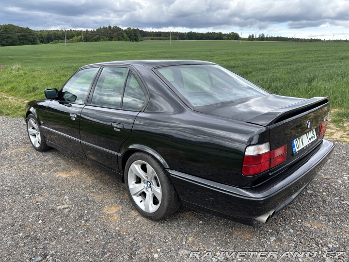 BMW M5 E34 1990