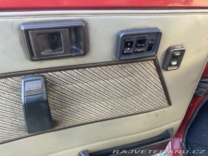 Toyota Land Cruiser LJ70 1986