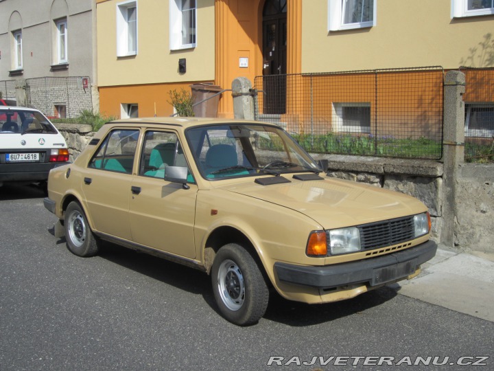 Škoda 120 L 1986