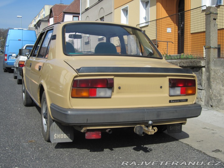 Škoda 120 Universal 1986