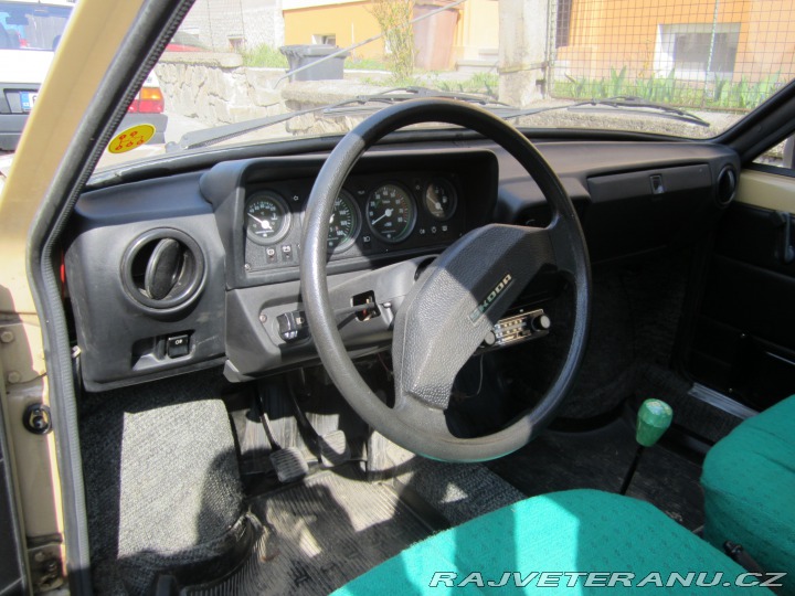 Škoda 120 Universal 1986