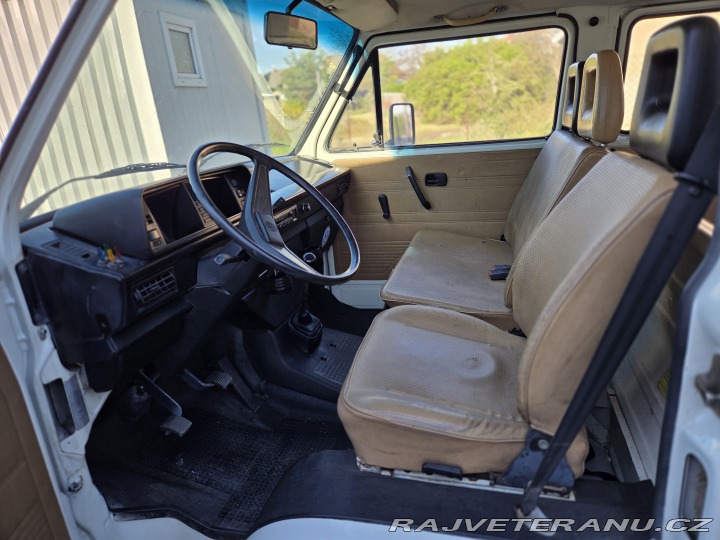 Volkswagen T3  1800