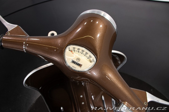 Piaggio Vespa 125 PRIMAVERA COCA COLA 1975
