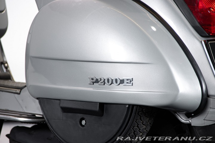 Piaggio Vespa P 200 E 1977