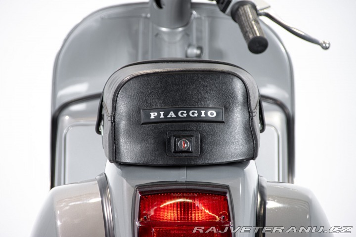 Piaggio Vespa P 200 E 1977