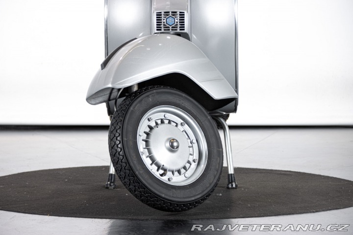 Piaggio Vespa P 200 E 1977