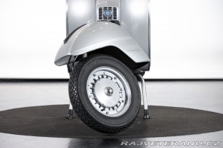 Piaggio Vespa P 200 E 1977