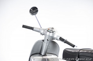 Piaggio Vespa P 200 E 1977