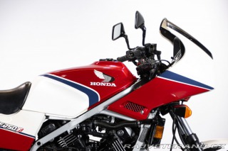 Honda VF 750 F 1983