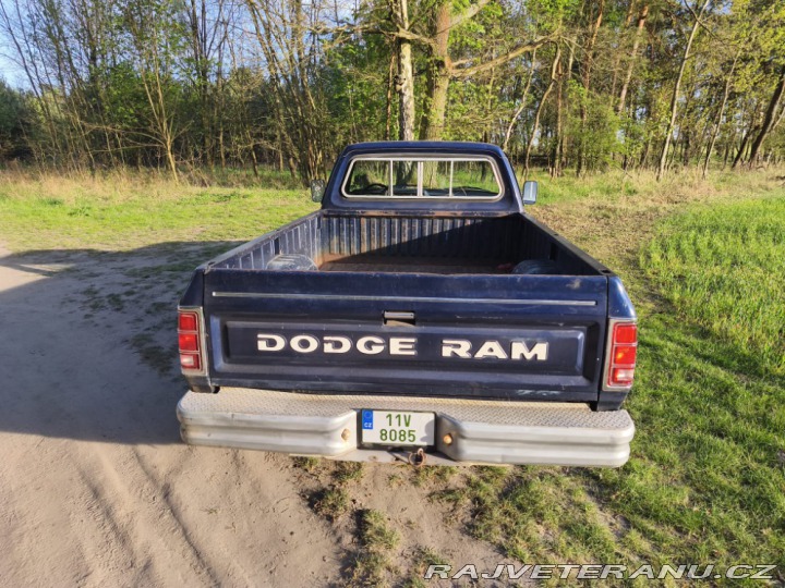 Dodge RAM D250 1985