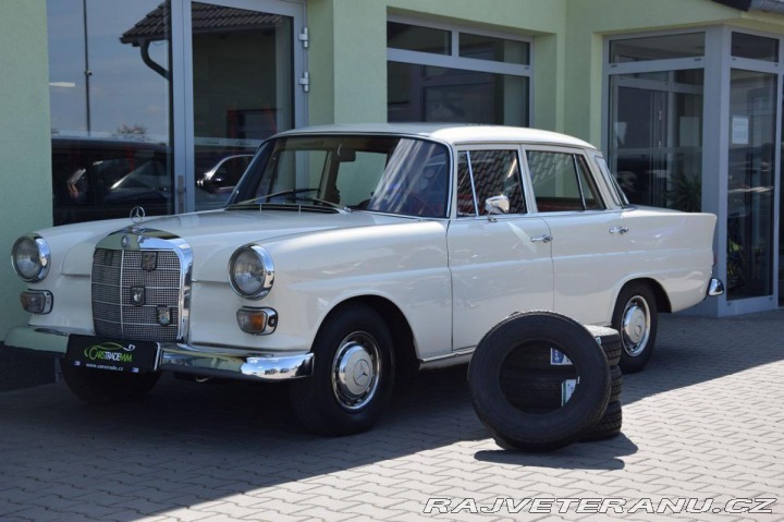 Mercedes-Benz 200 200D 1968