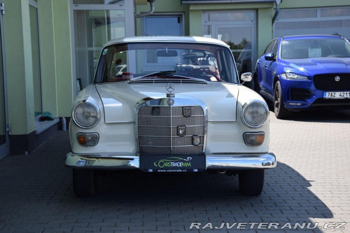Mercedes-Benz 200 200D 1968