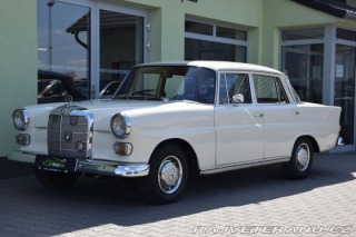 Mercedes-Benz 200 200D 1968