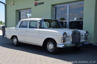 Mercedes-Benz 200 200D 1968
