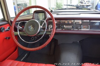 Mercedes-Benz 200 200D 1968