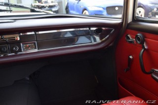 Mercedes-Benz 200 200D 1968