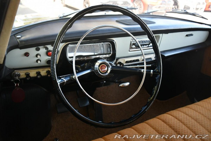 Tatra 603 T603 PĚKNÝ STAV 1975