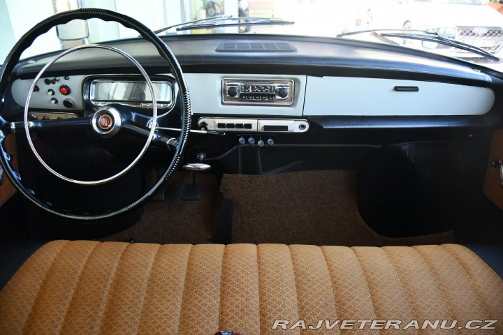 Tatra 603 T603 PĚKNÝ STAV 1975