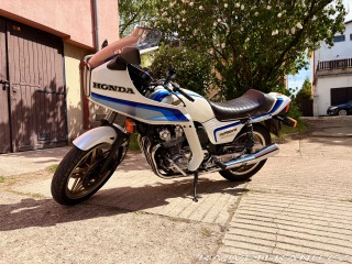 Honda CB BolďOr 750 FN2
