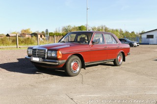Mercedes-Benz 200 123