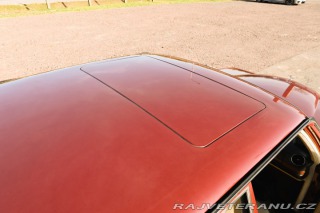 Mercedes-Benz 200 123 1985