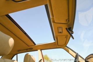 Mercedes-Benz 200 123 1985