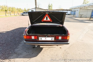 Mercedes-Benz 200 123 1985
