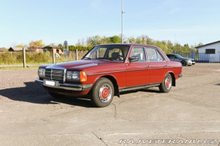 Mercedes-Benz 200 123 1985