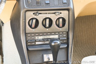 Mercedes-Benz 200 123 1985