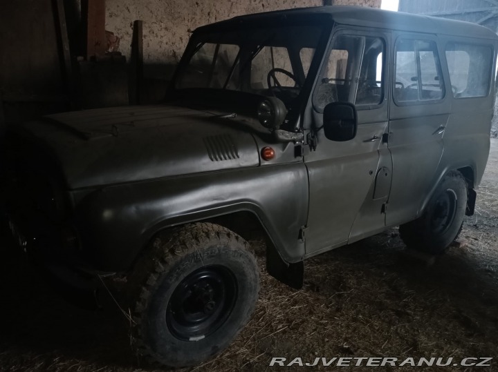 UAZ 469  1983