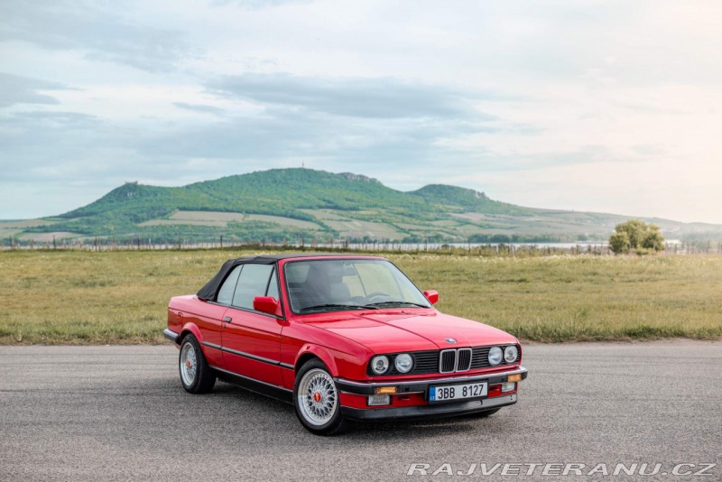 BMW 3 E30 320i Cabrio